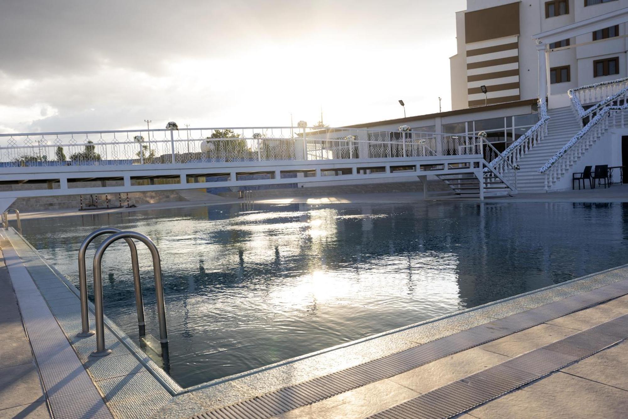 Emin Kocak Termal & Spa - Convention Center Nevşehir Kültér fotó
